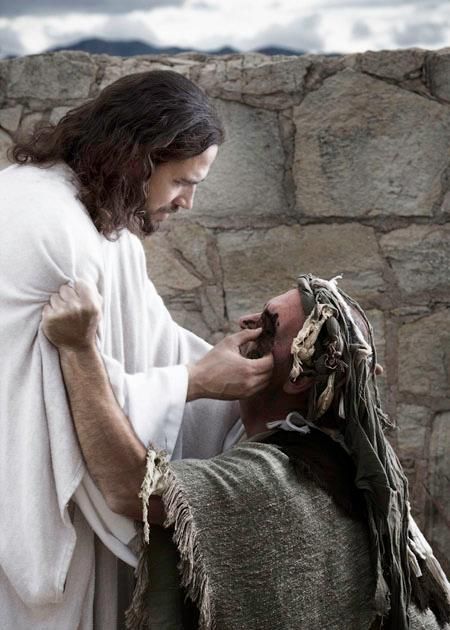 Pourquoi Jésus a-t-il mis de la boue dans les yeux de l'aveugle pour le guérir ? Healing-of-the-blind-man
